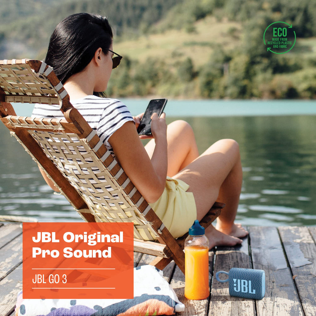 JBL Go 3 - Portable Mini Bluetooth Speaker, big audio and punchy bass, IP67 waterproof and dustproof, 5 hours of playtime, speaker for home, outdoor and travel (Red)